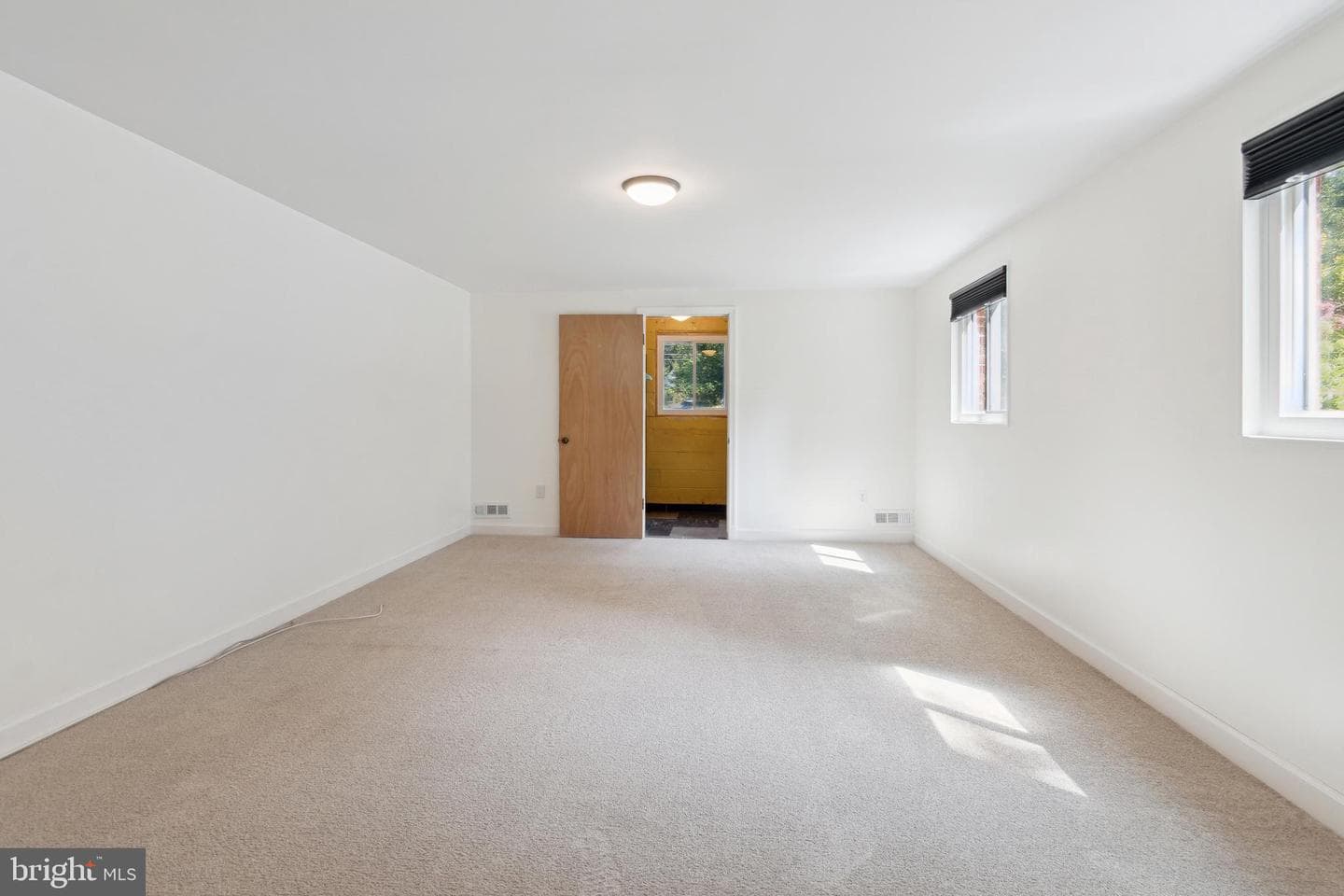 10117 Renfrew Road photo 19