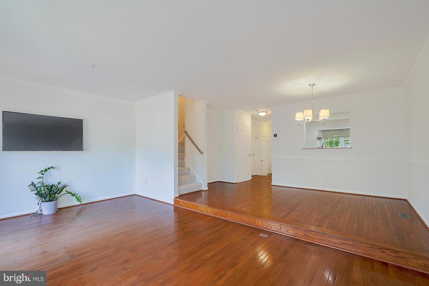 16807 Centerfield Way photo 12