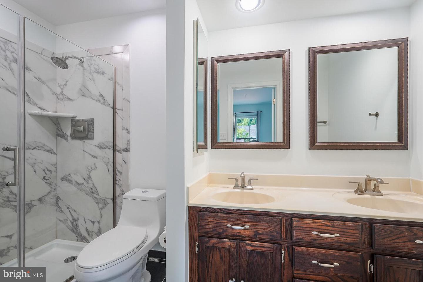 16807 Centerfield Way photo 19