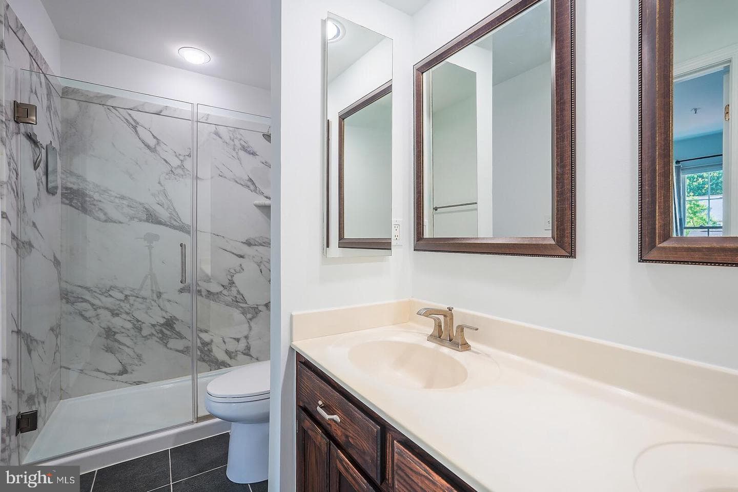 16807 Centerfield Way photo 20