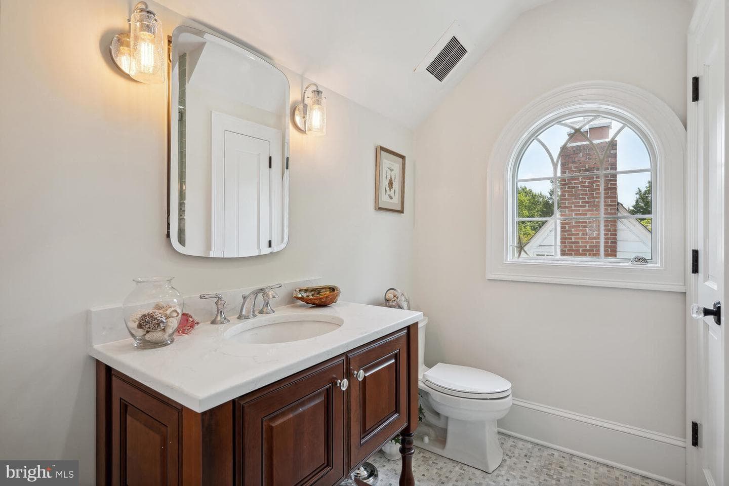 3914 Blackthorn Street photo 47