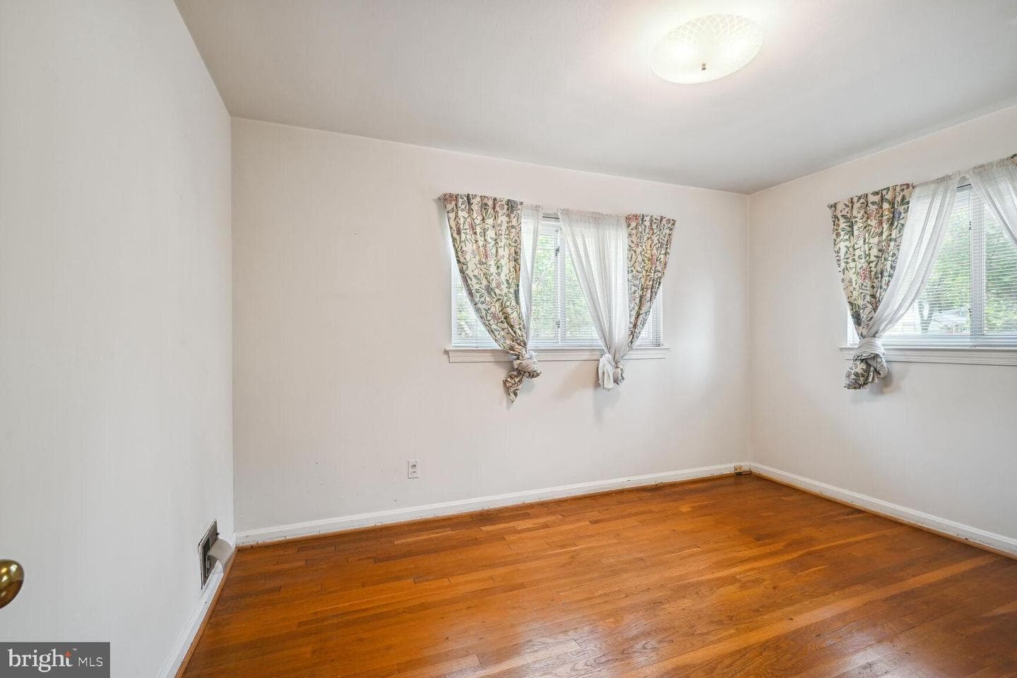 11500 Mapleview Drive photo 10