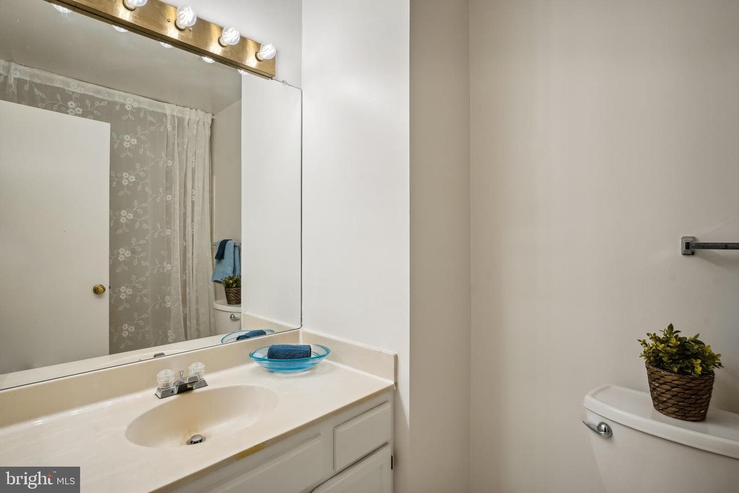 2982 Schubert Drive #16 photo 18