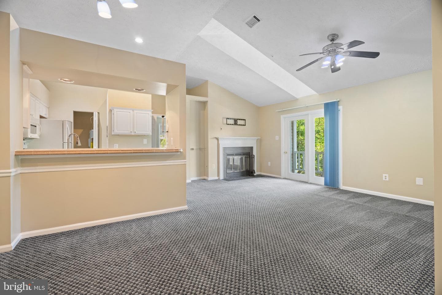 12200 Eagles Nest Court #m photo 4