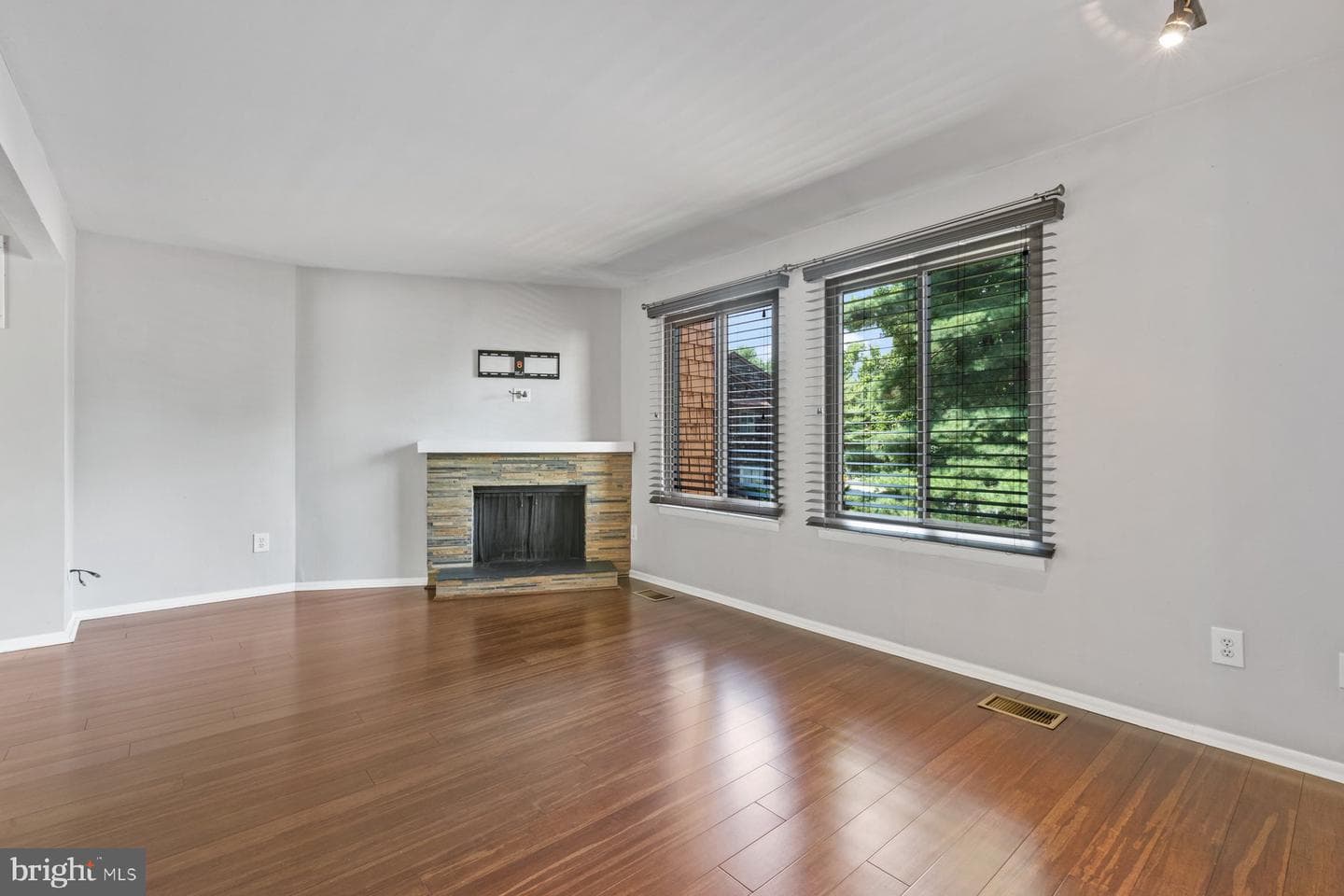 13309 Woodruff Court photo 13