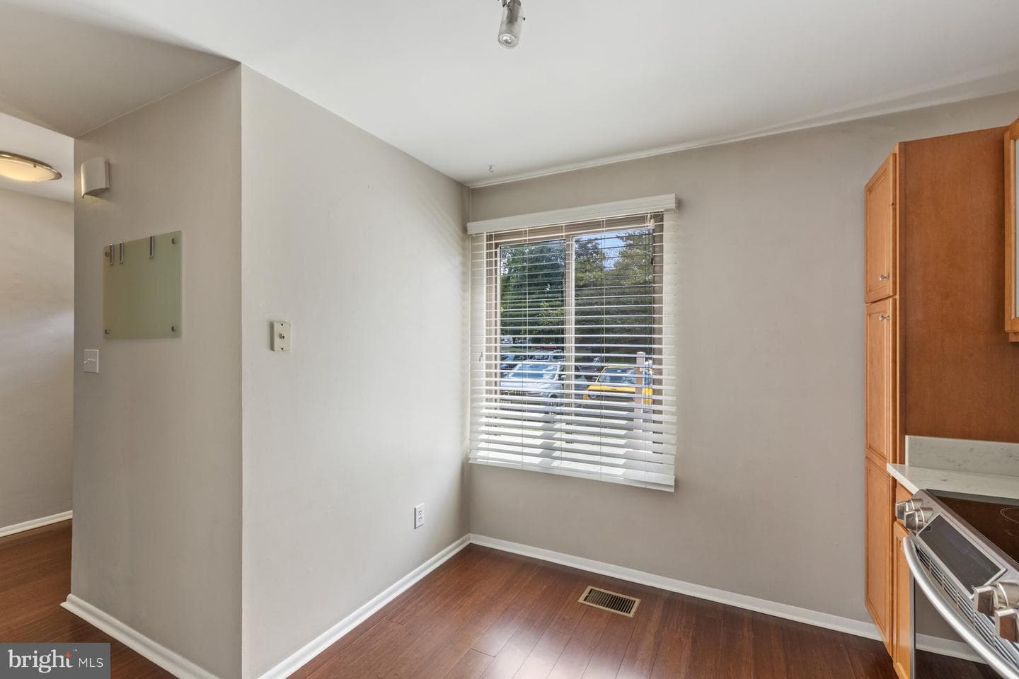 13309 Woodruff Court photo 9
