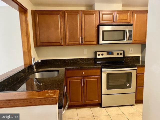 9317 Chadburn Place photo 3