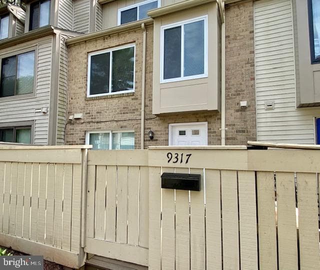 9317 Chadburn Place photo 35