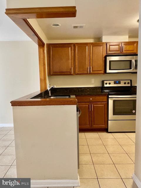 9317 Chadburn Place photo 4