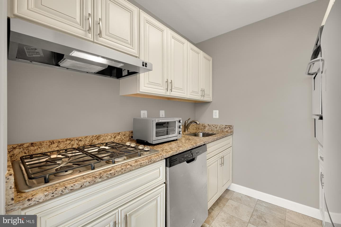 10401 Grosvenor Place #907 photo 18