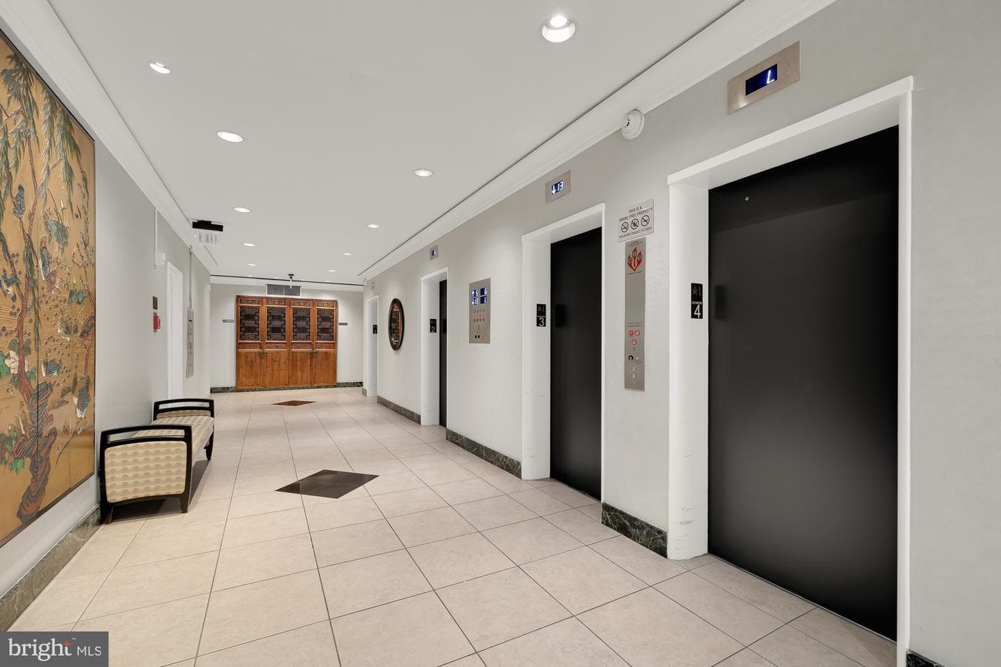10401 Grosvenor Place #907 photo 6