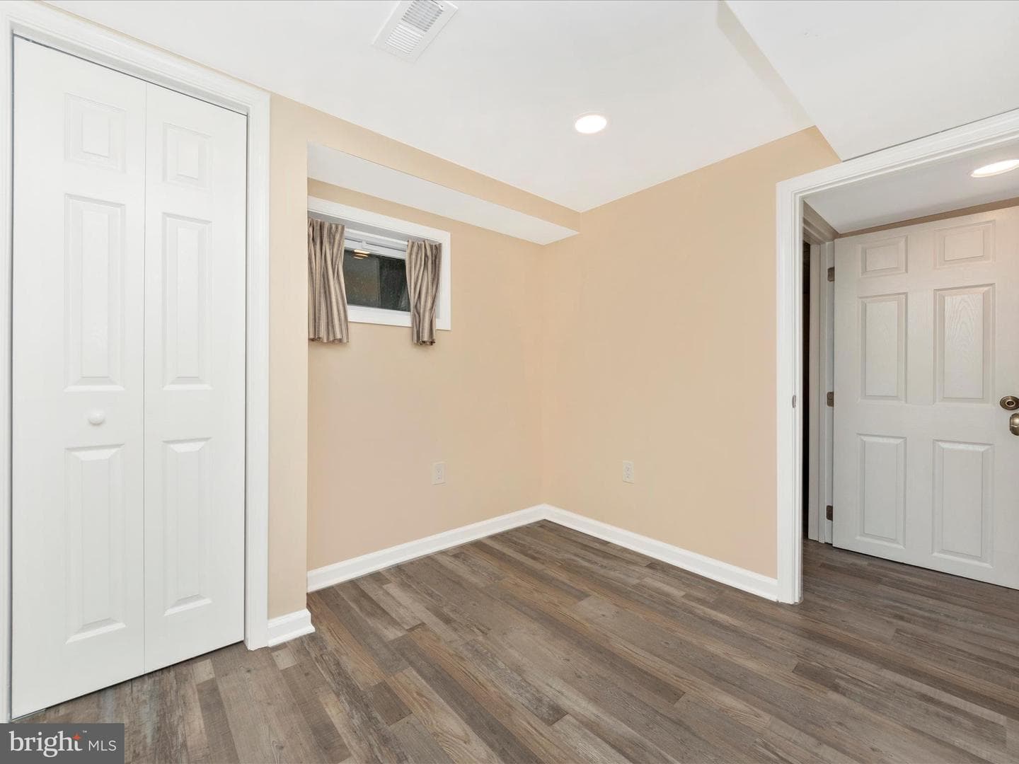 1027 Carson Street photo 42