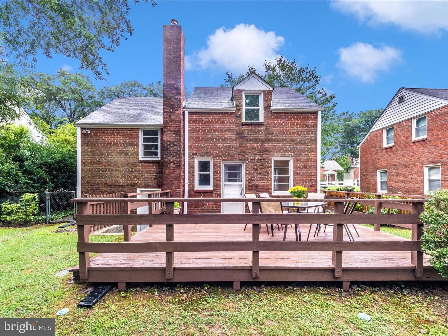 1027 Carson Street photo 49