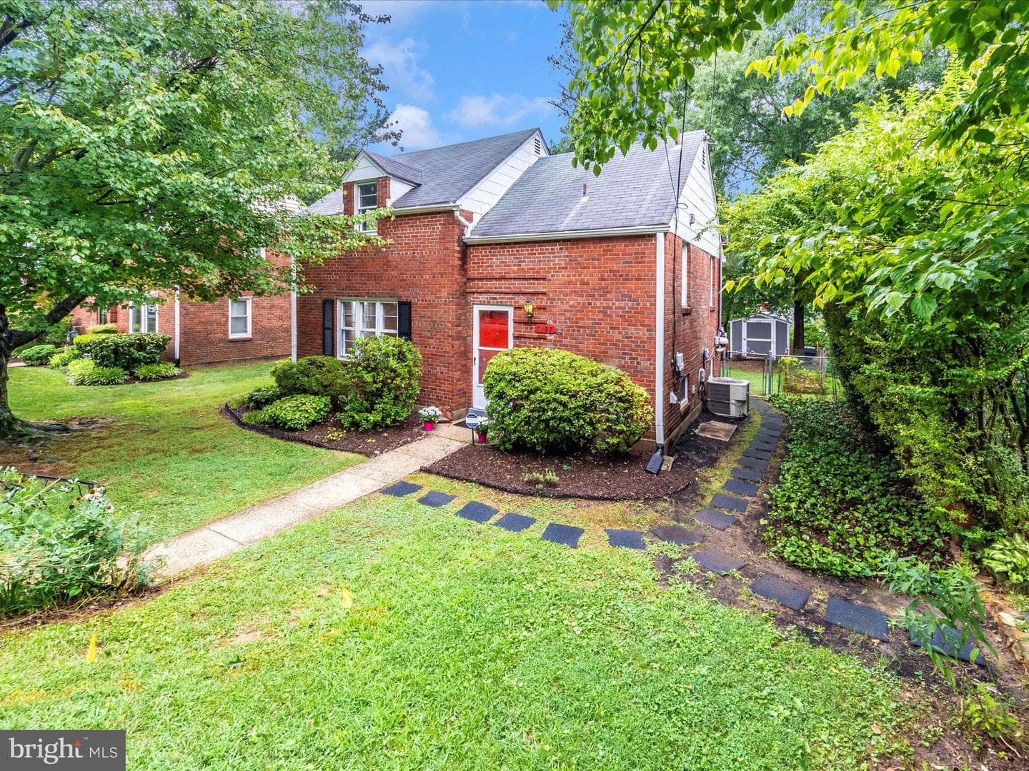 1027 Carson Street photo 50