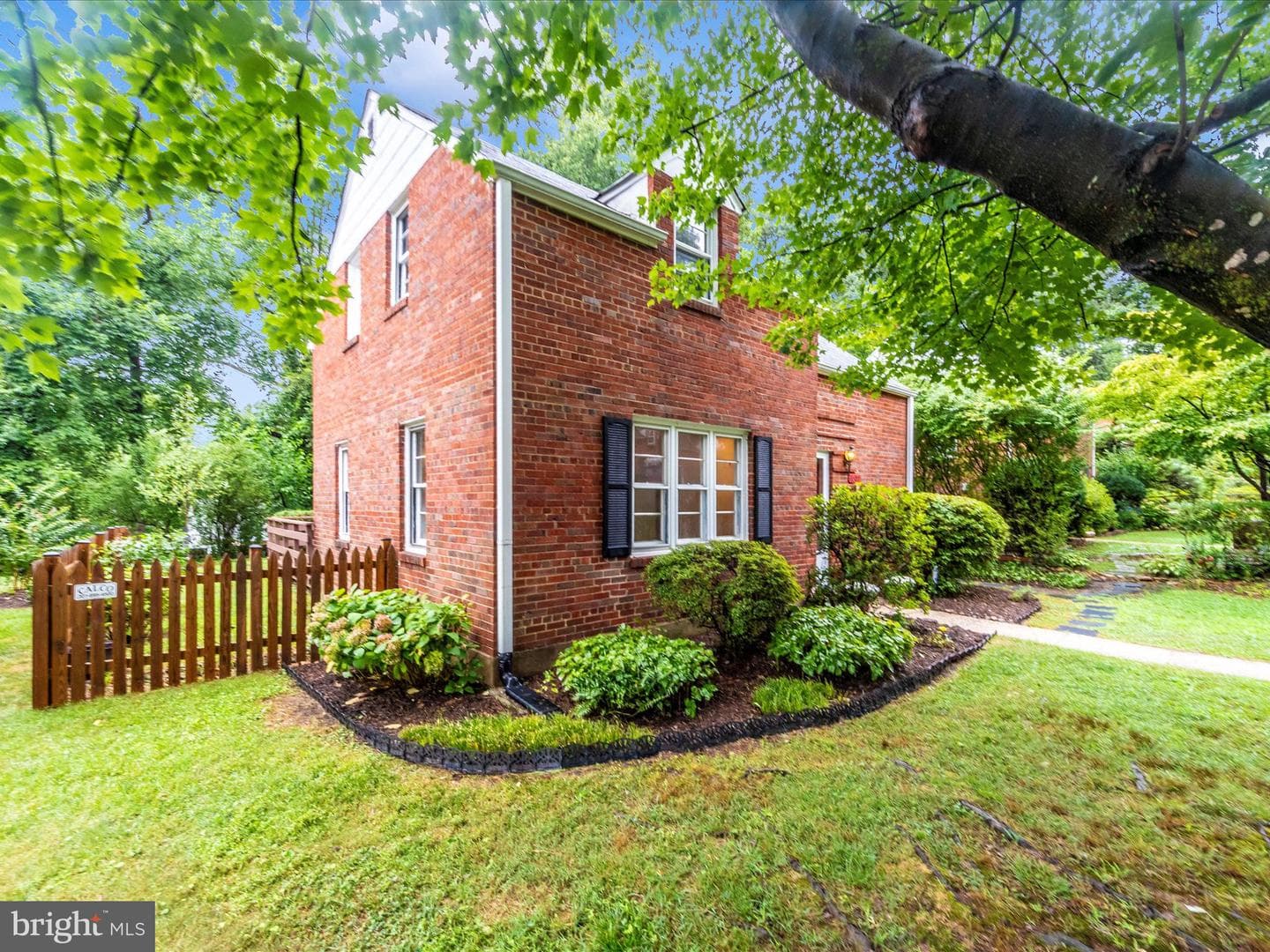 1027 Carson Street photo 51