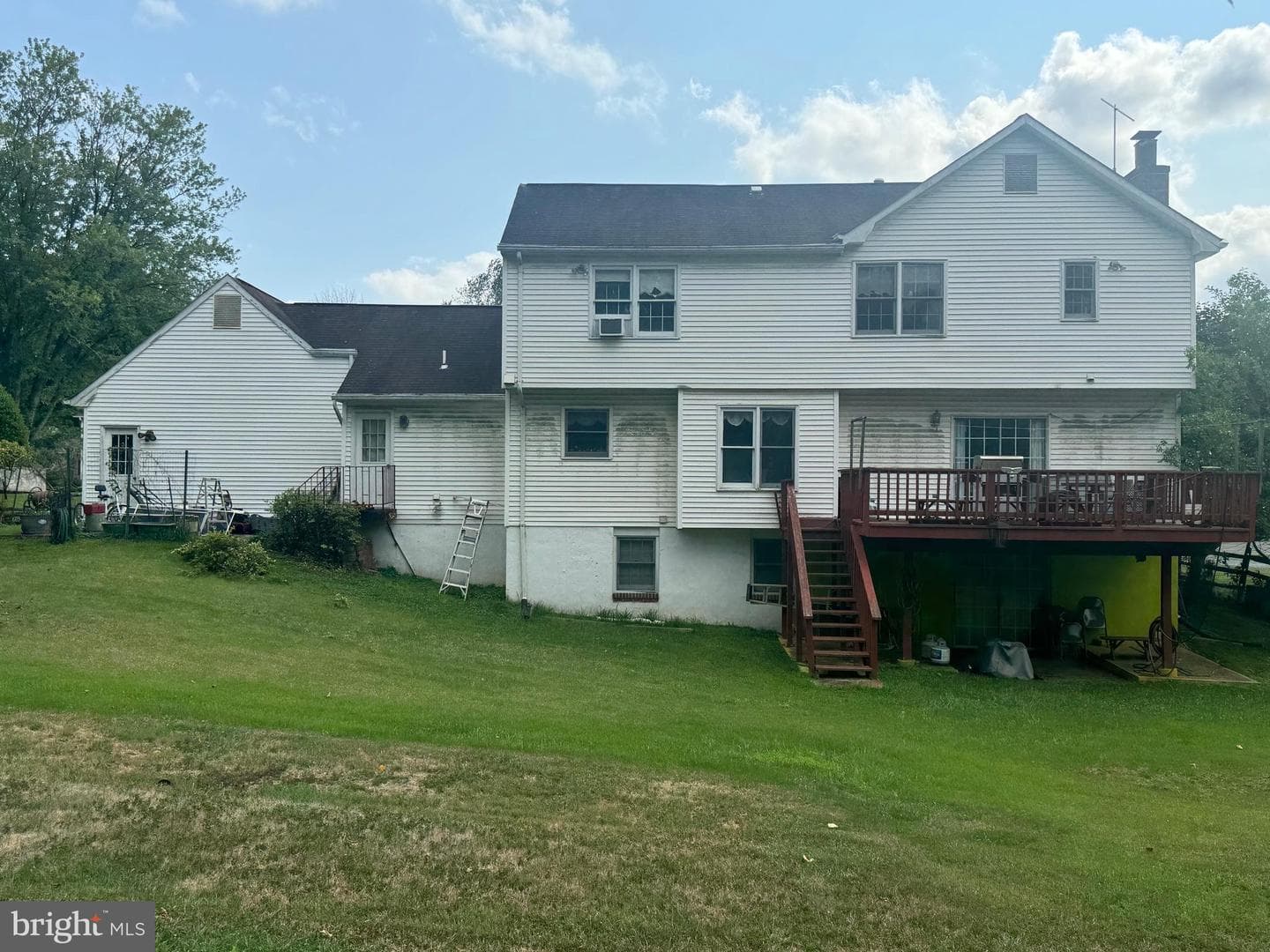 325 Hammonton Place photo 6