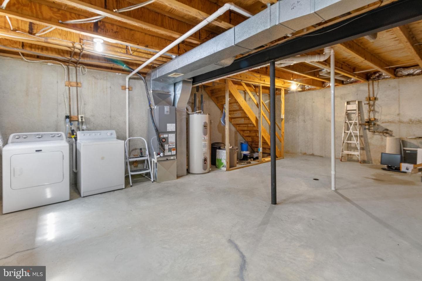 19119 Broadwater Way photo 25