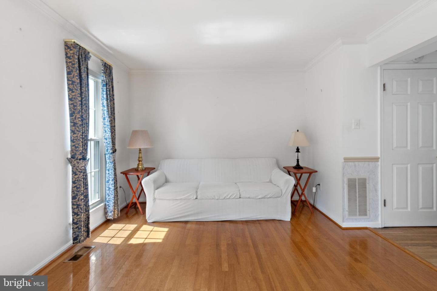 19119 Broadwater Way photo 7
