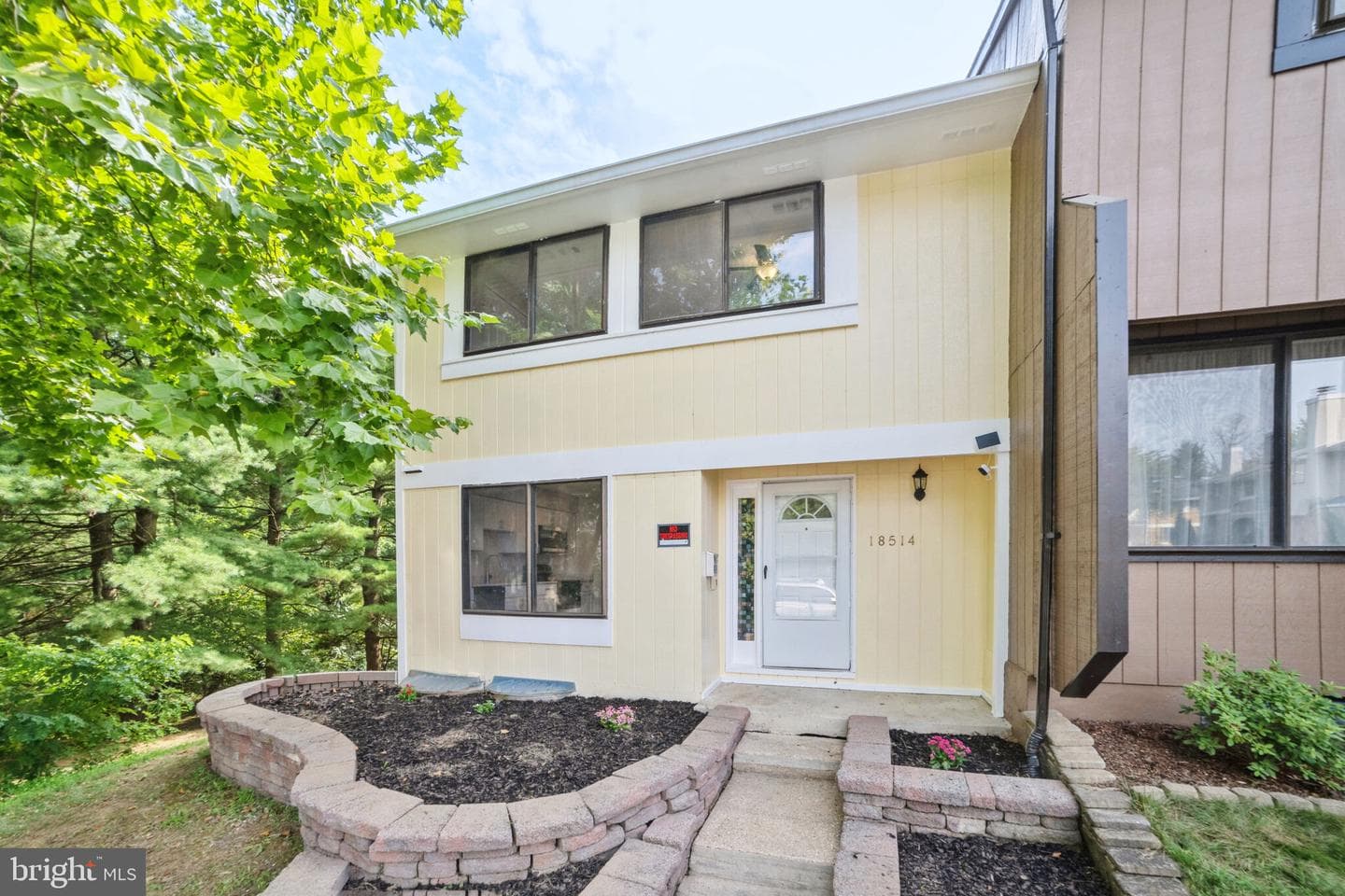 18514 Eagles Roost Drive