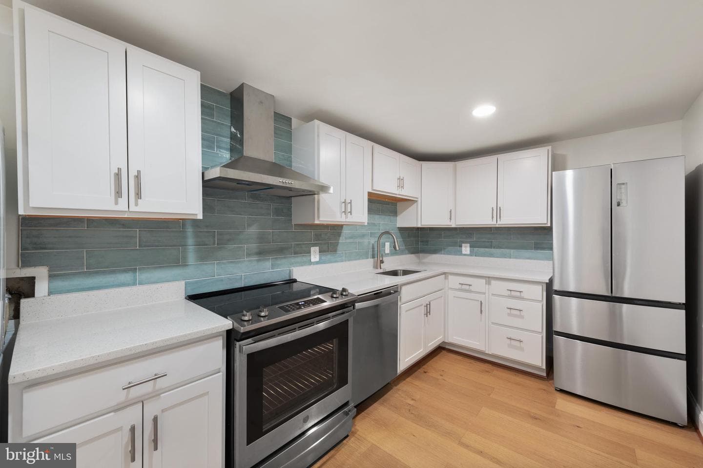 4601 N Park Avenue #807-G photo 15