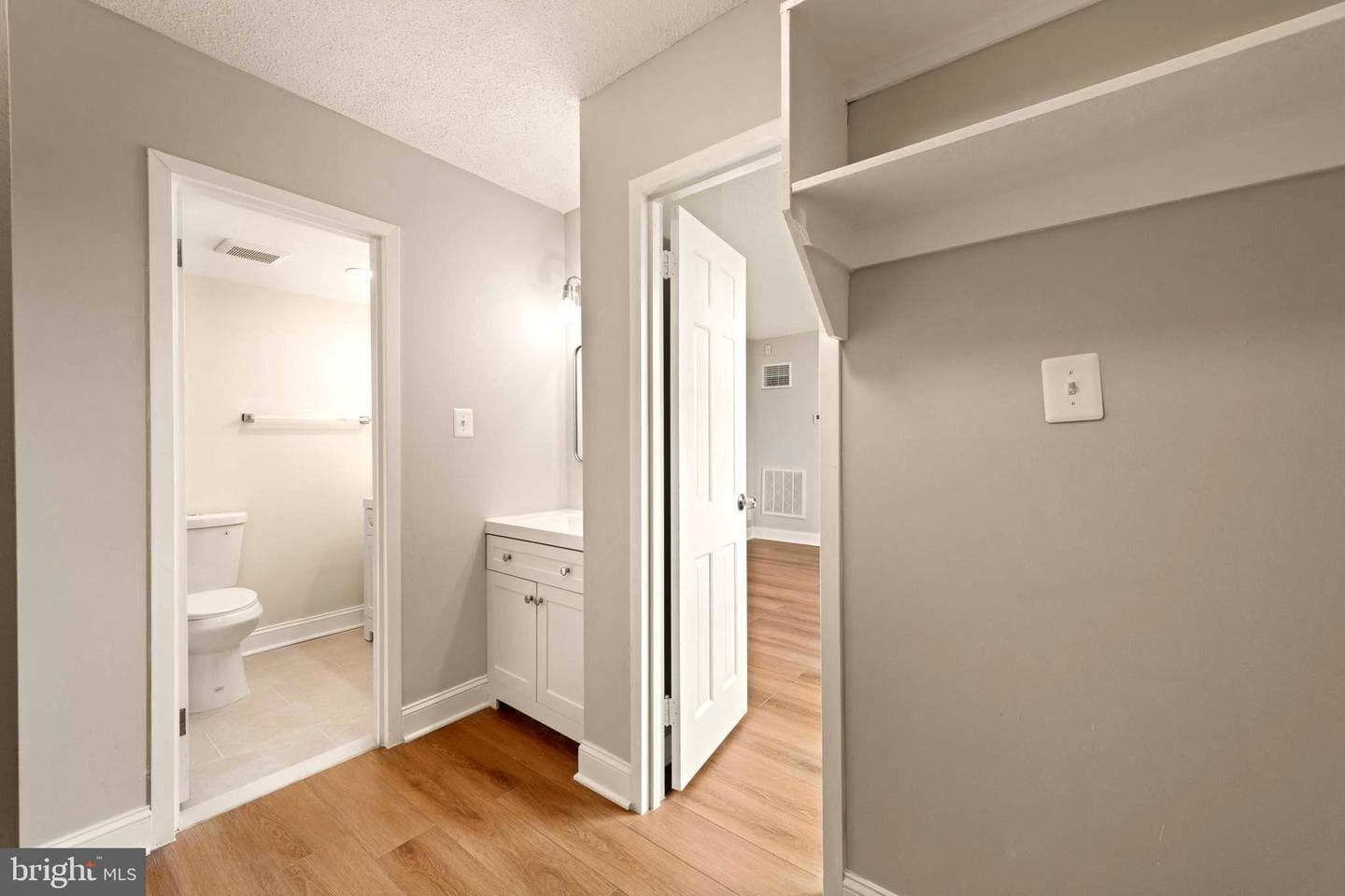 4601 N Park Avenue #807-G photo 7