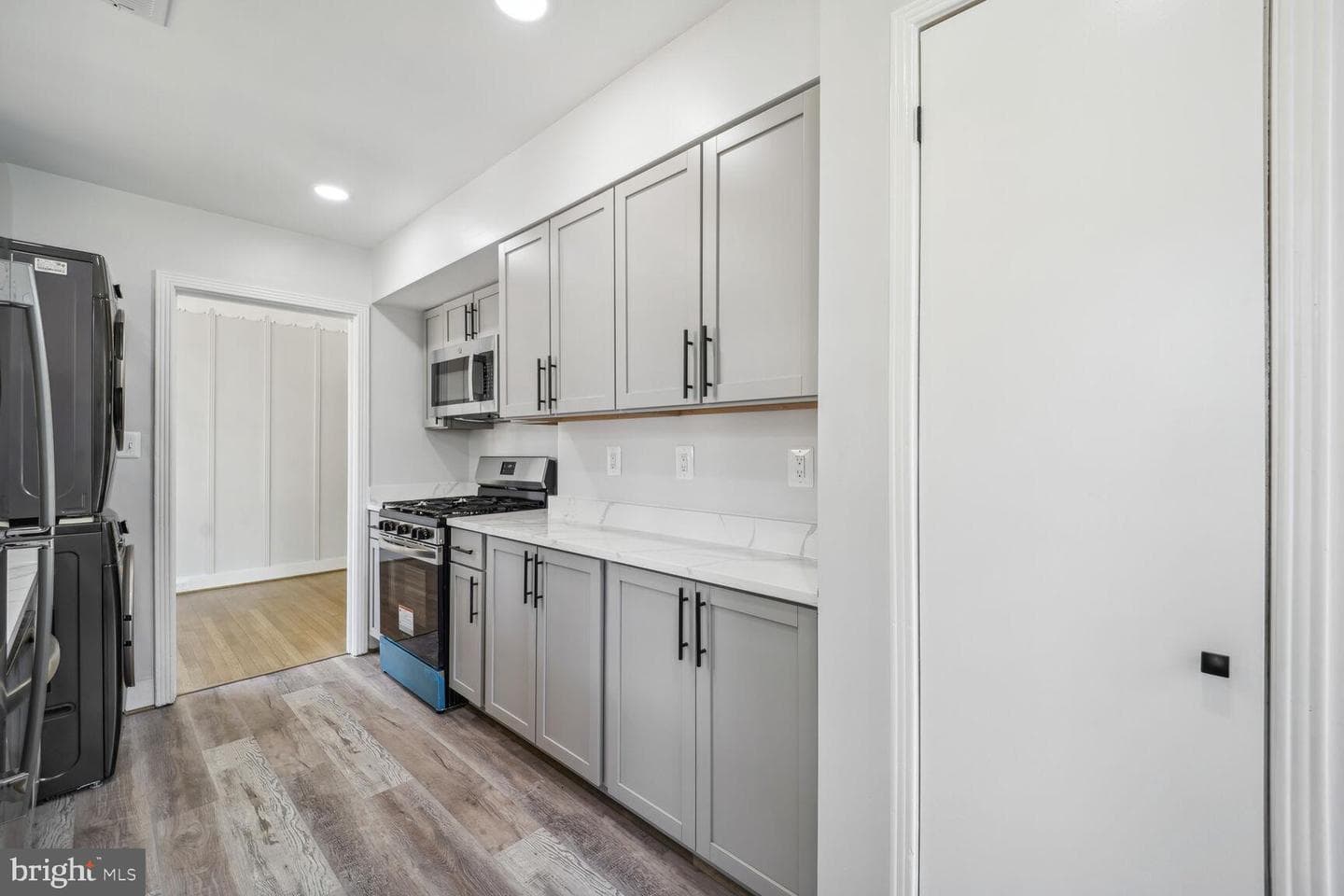 9900 Colesville Road photo 13