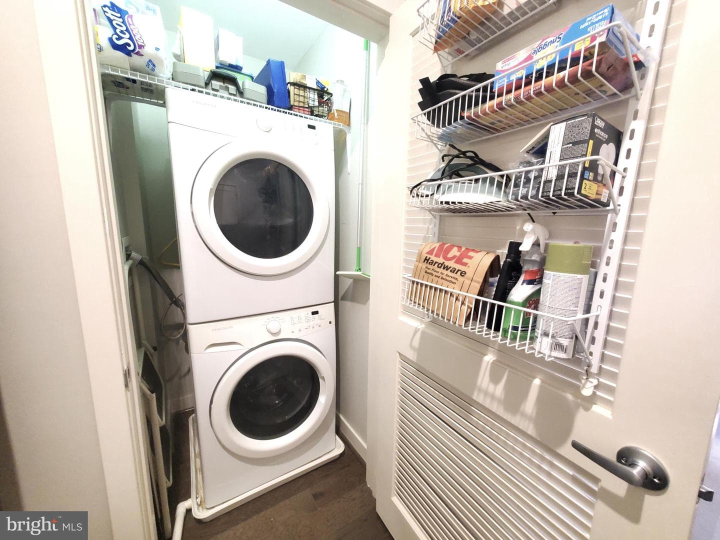 1320 Fenwick Lane #609 photo 21