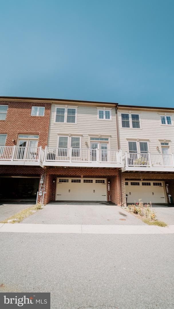 412 Hackberry Place photo 4