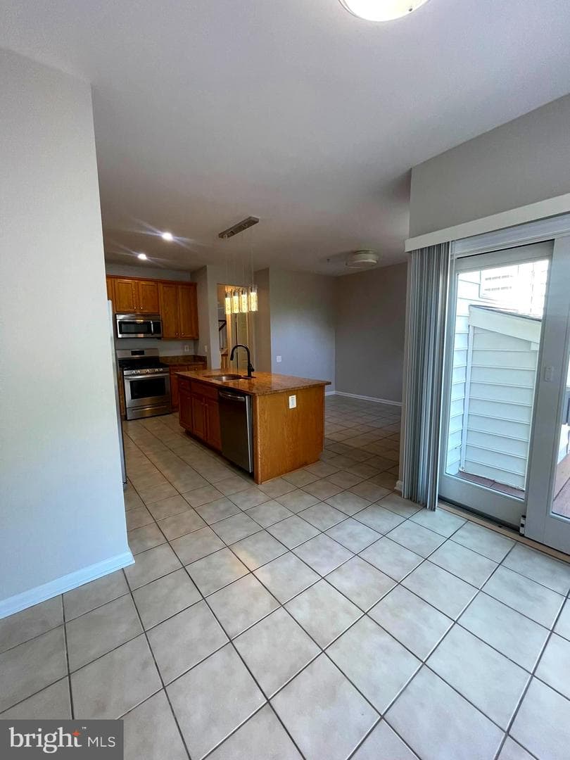 13747 Dunbar Terrace photo 16
