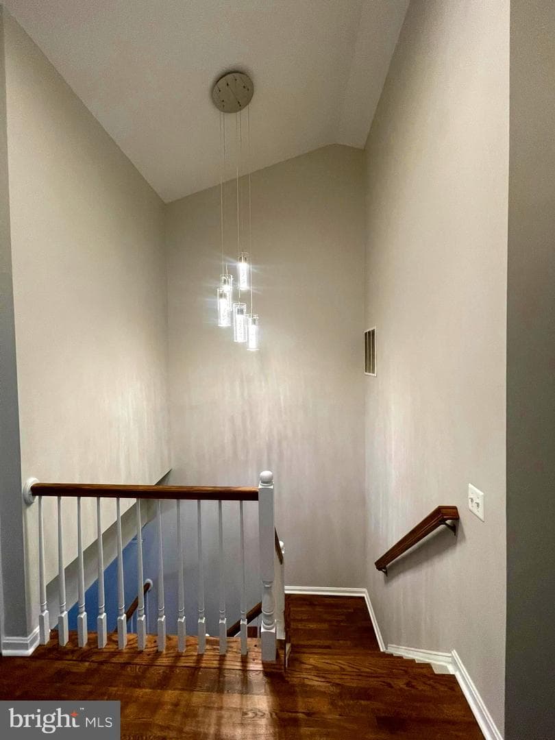 13747 Dunbar Terrace photo 21
