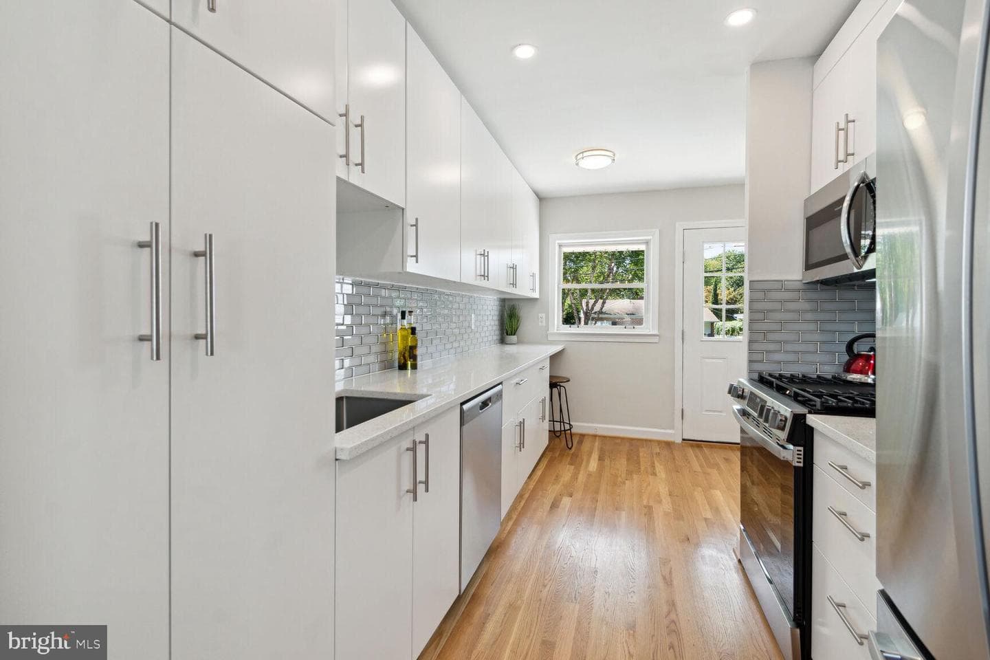 10109 Quinby Street photo 11