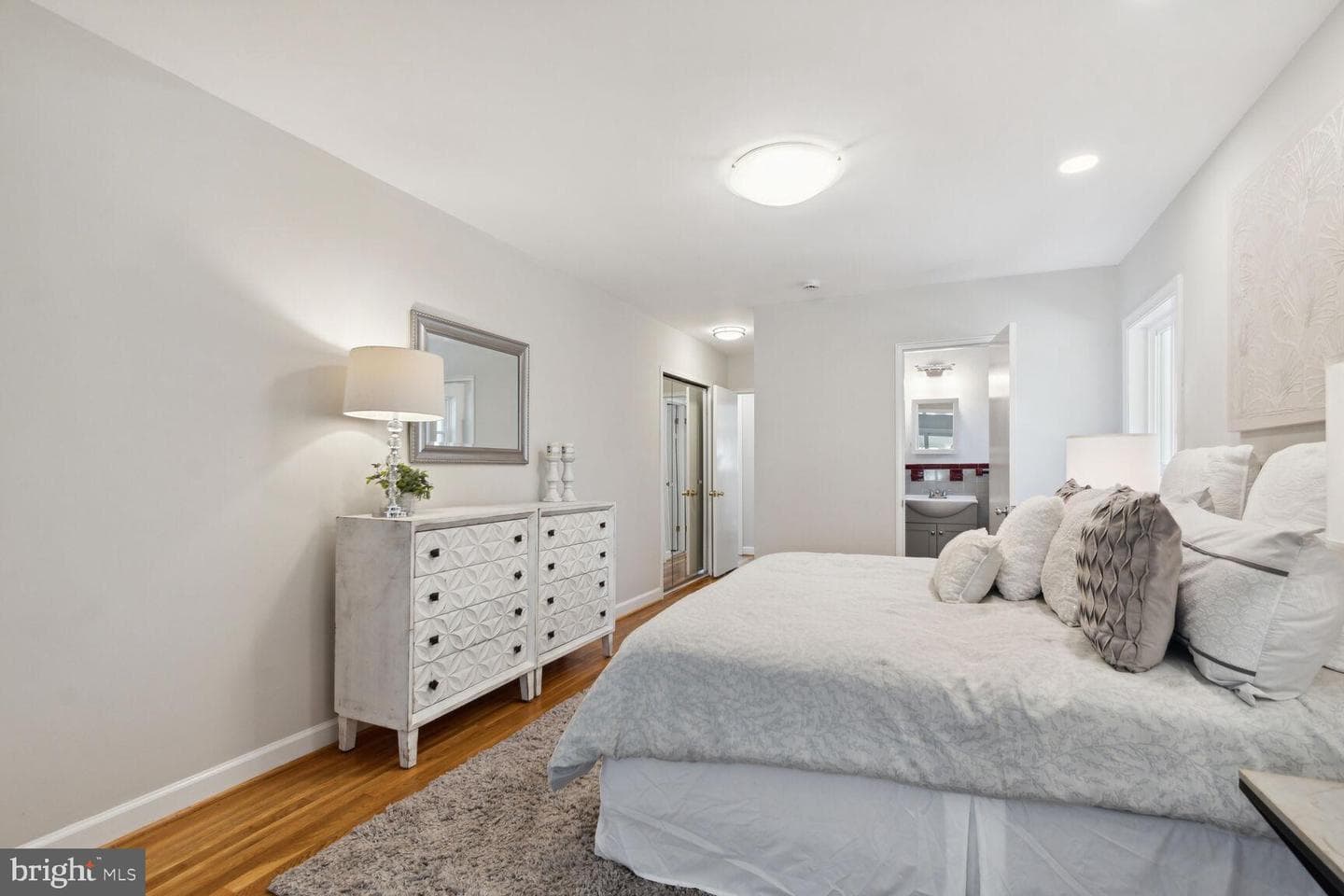 10109 Quinby Street photo 17