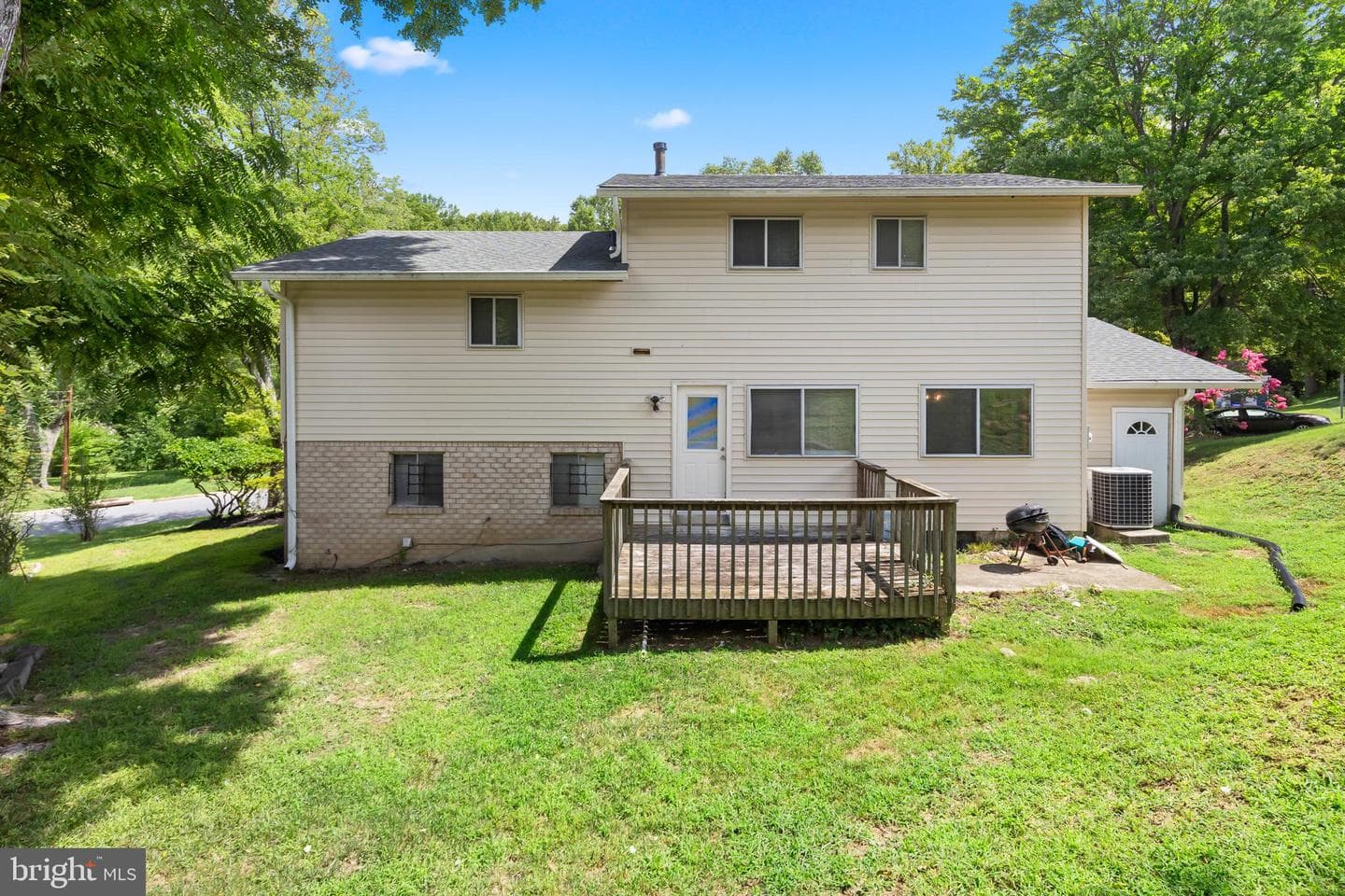 1419 Peaceful Lane photo 33