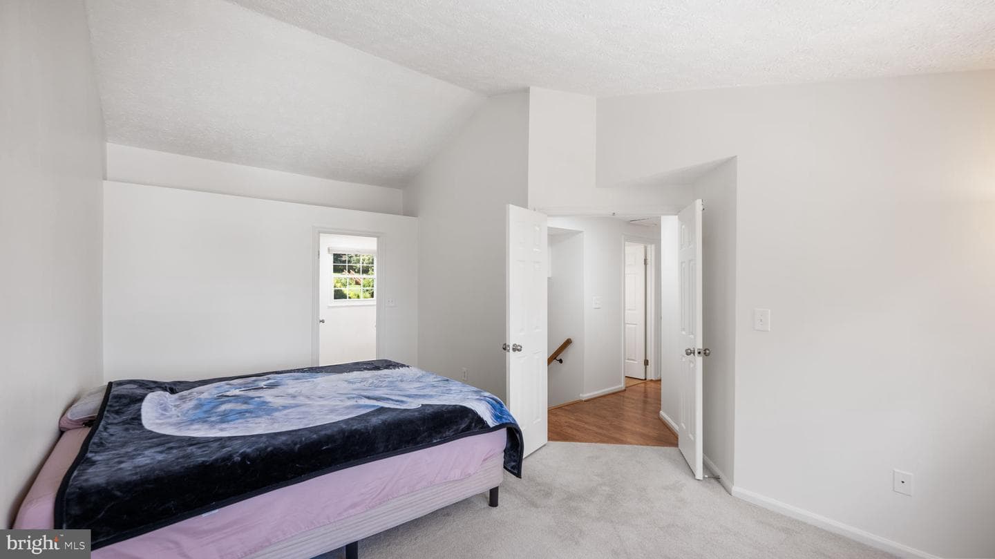 24028 Glade Valley Terrace photo 17