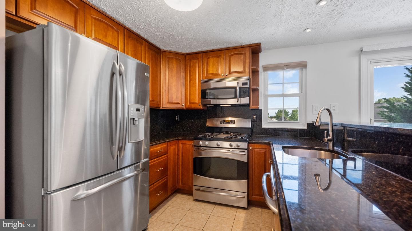 24028 Glade Valley Terrace photo 3