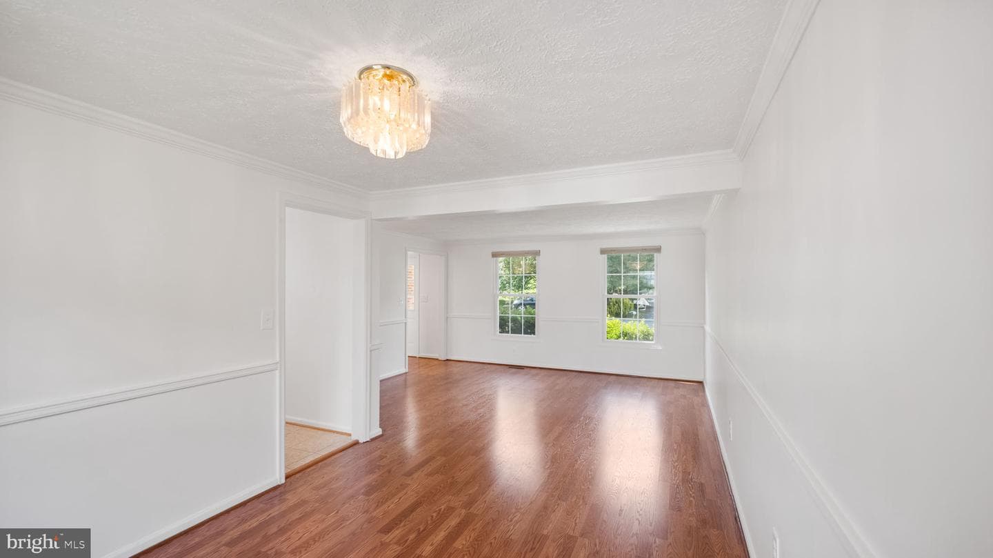 24028 Glade Valley Terrace photo 9