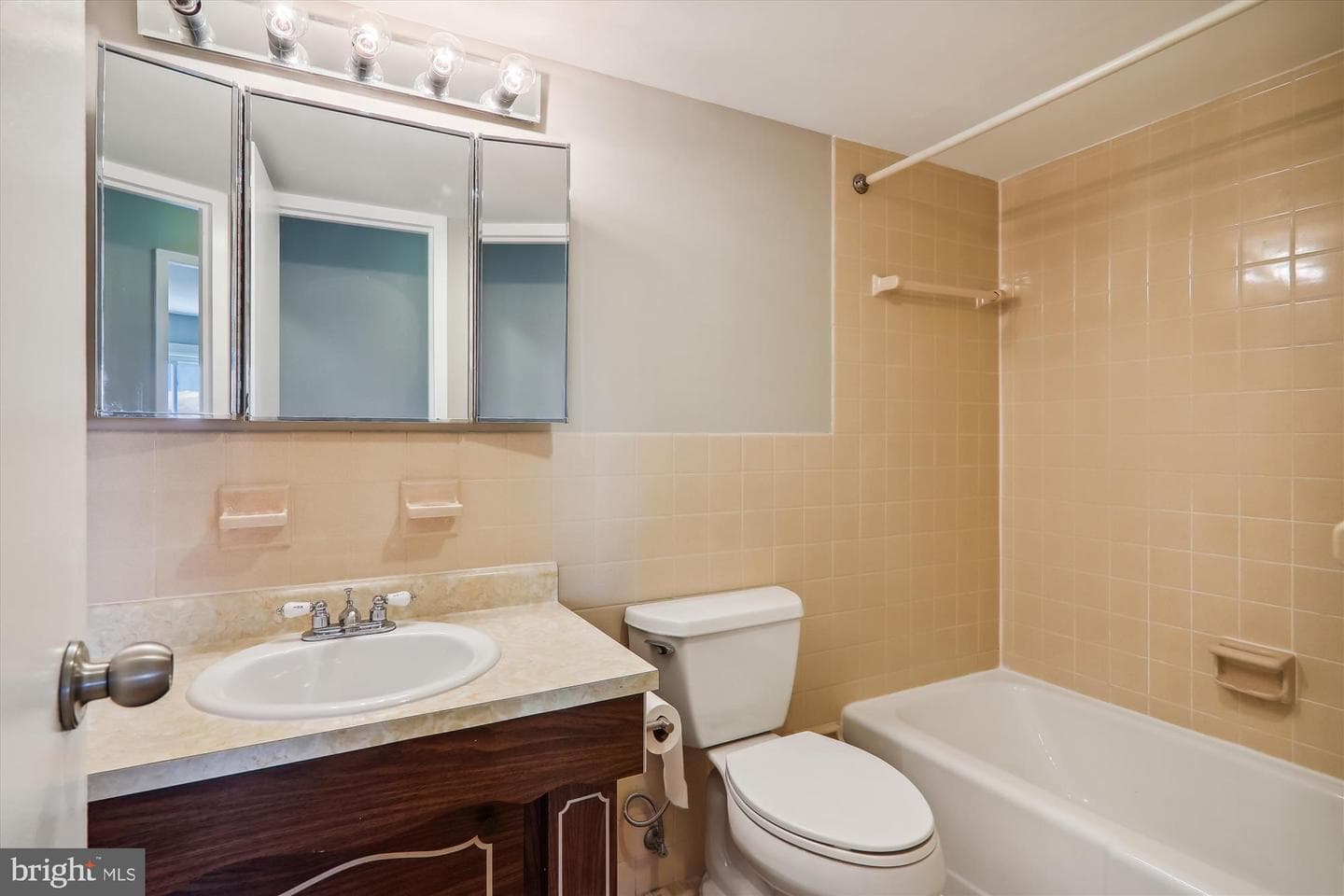 1111 University Boulevard W #1119-A photo 22