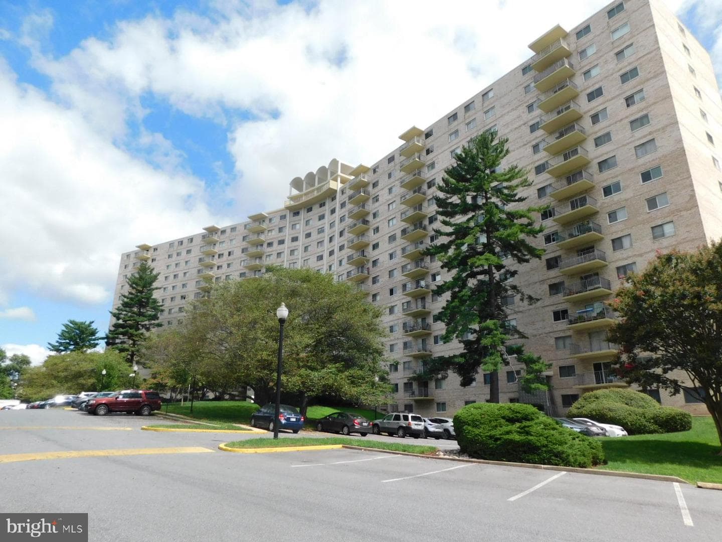 1121 University Boulevard W #1414-B photo 2