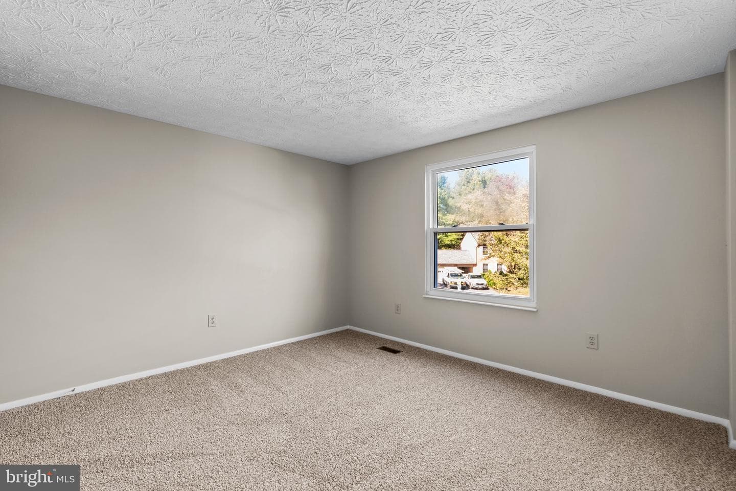 1405 Pillock Place photo 24