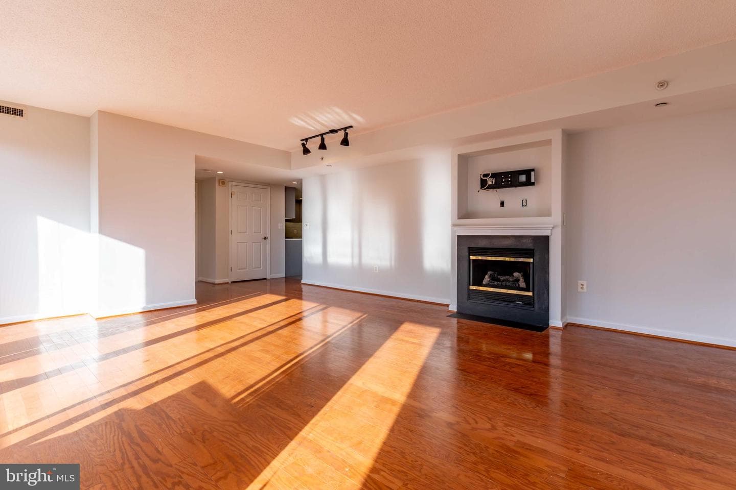 11710 Old Georgetown Road #1323 photo 4