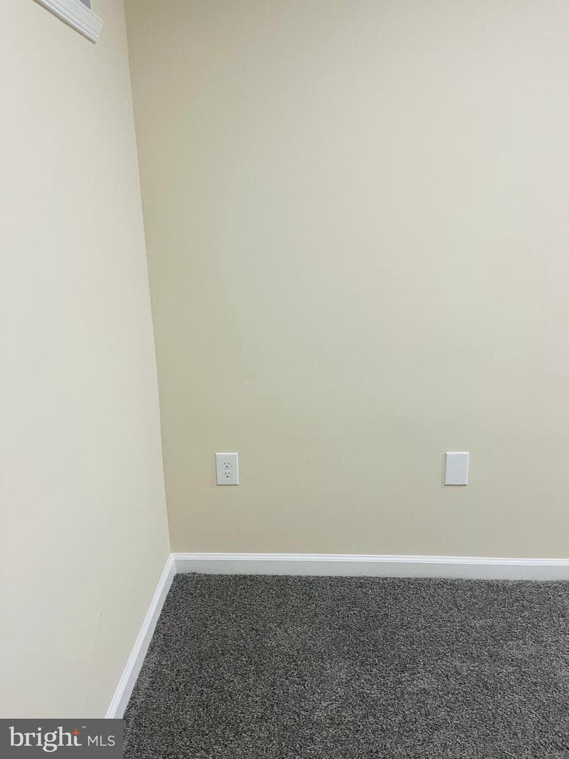 20309 Cedarhurst Way photo 10