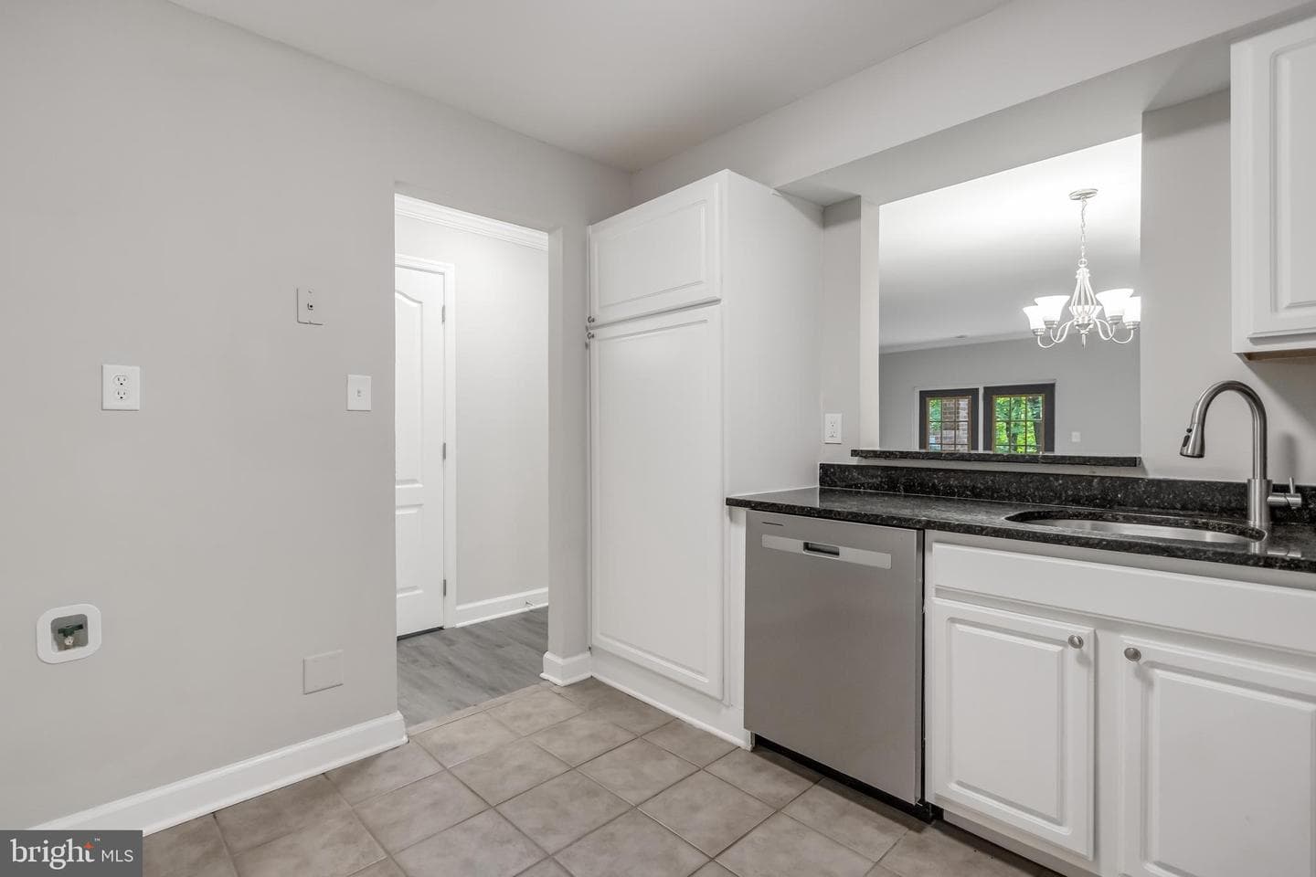 3940 Chesterwood Drive #3940 photo 13