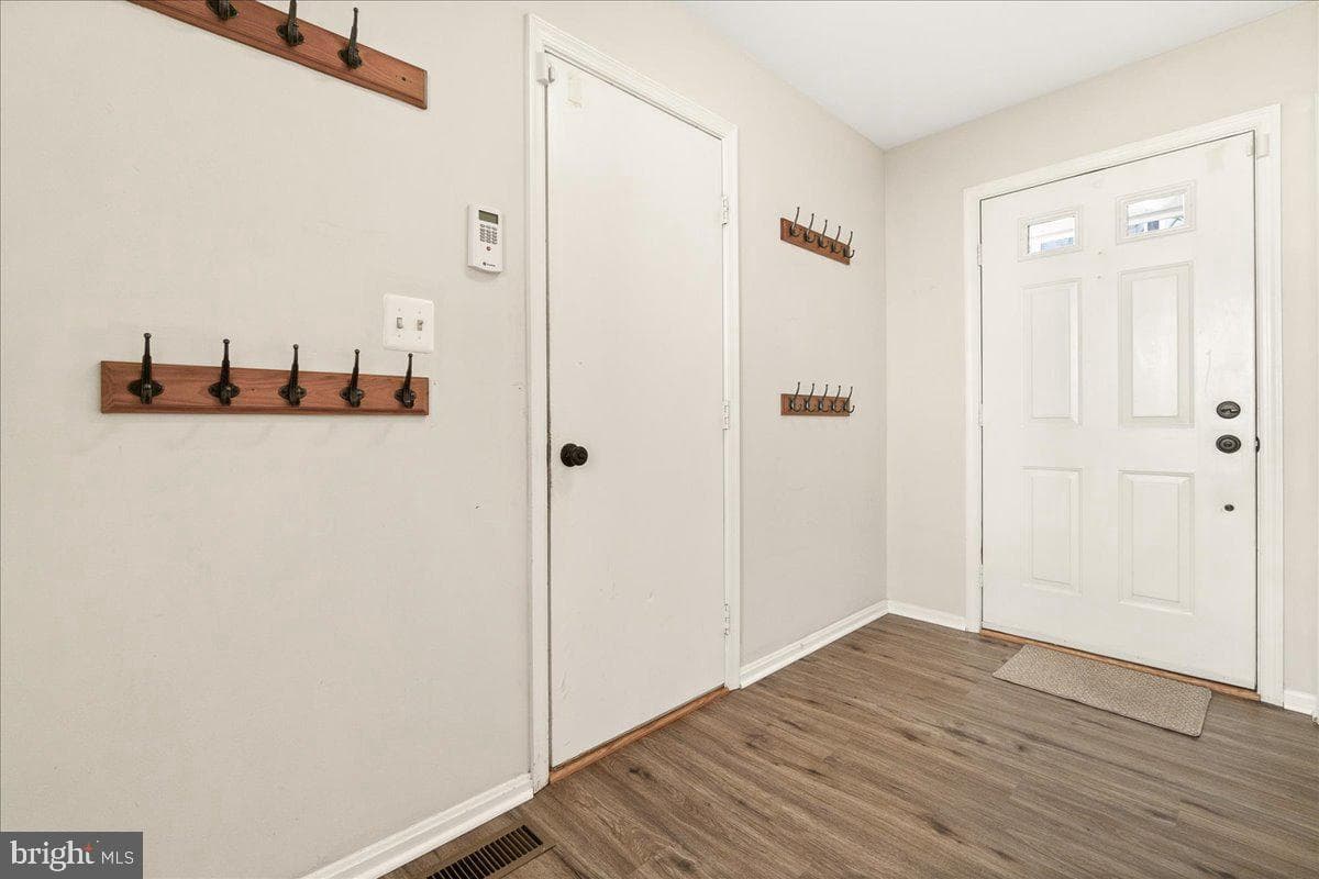 20305 Marketree Place photo 19