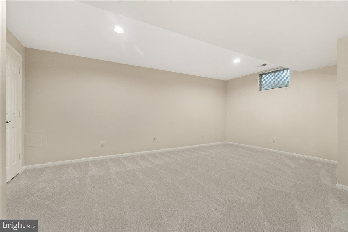 20305 Marketree Place photo 33