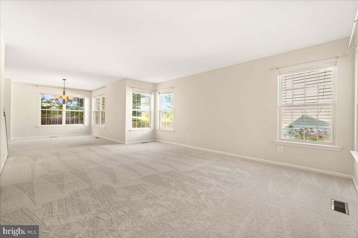20305 Marketree Place photo 4