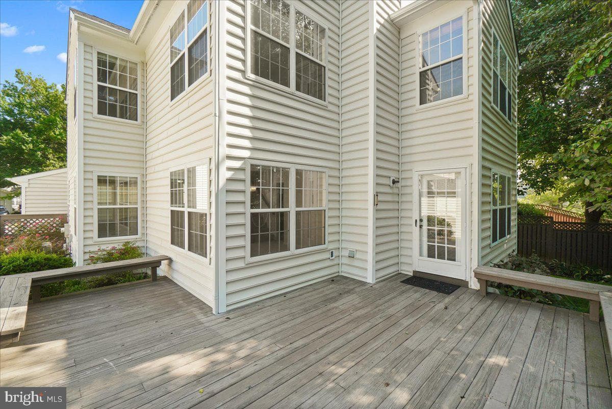 20305 Marketree Place photo 40
