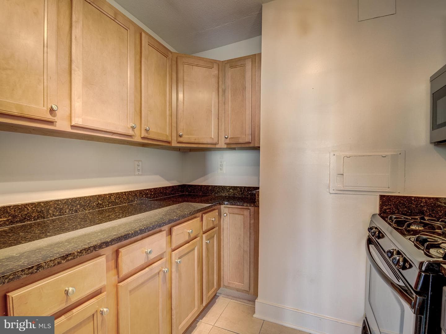 1220 Blair Mill Road #902 photo 23