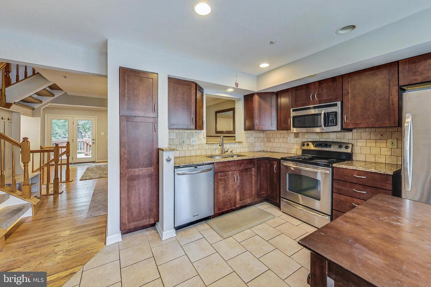 18605 Clovercrest Circle photo 12