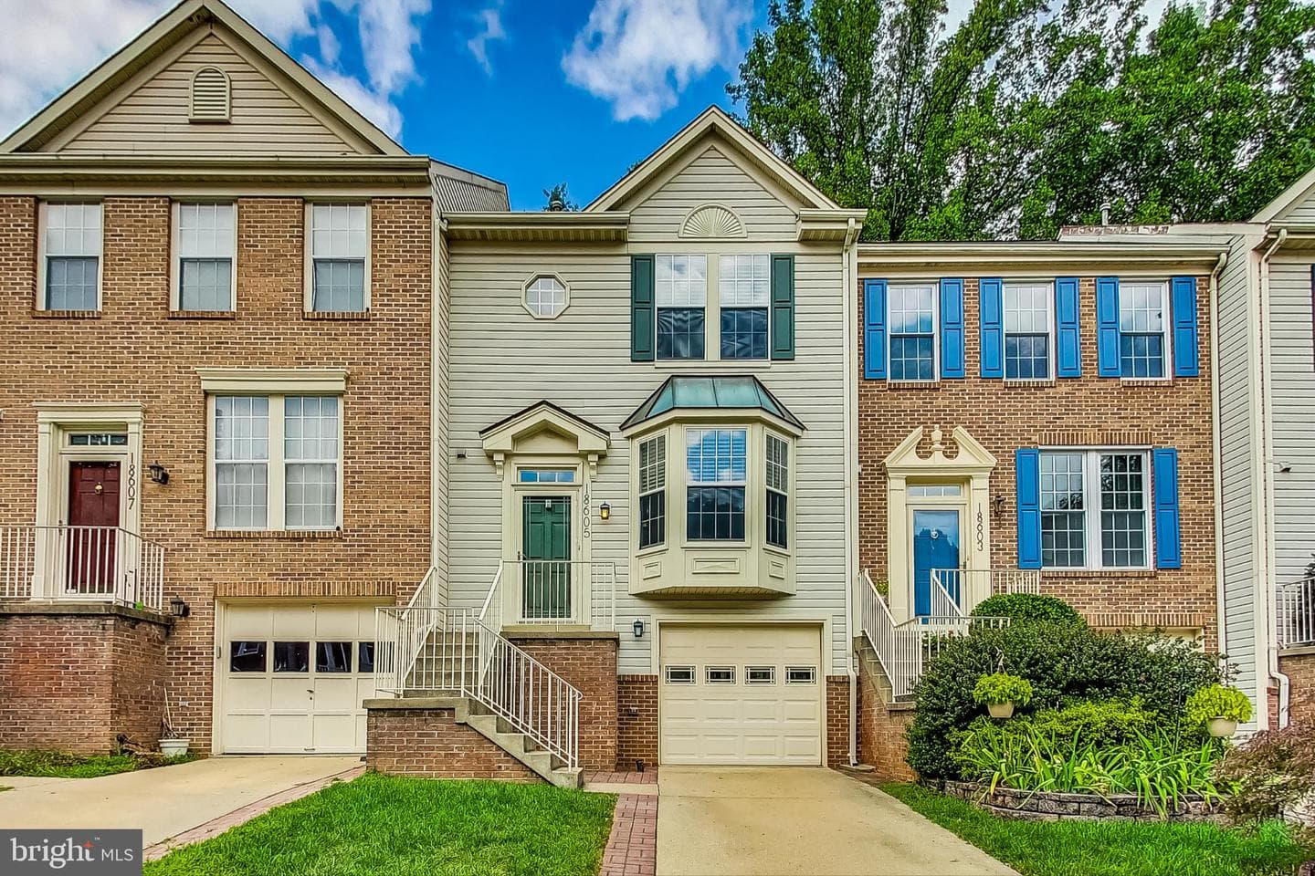 18605 Clovercrest Circle photo 2