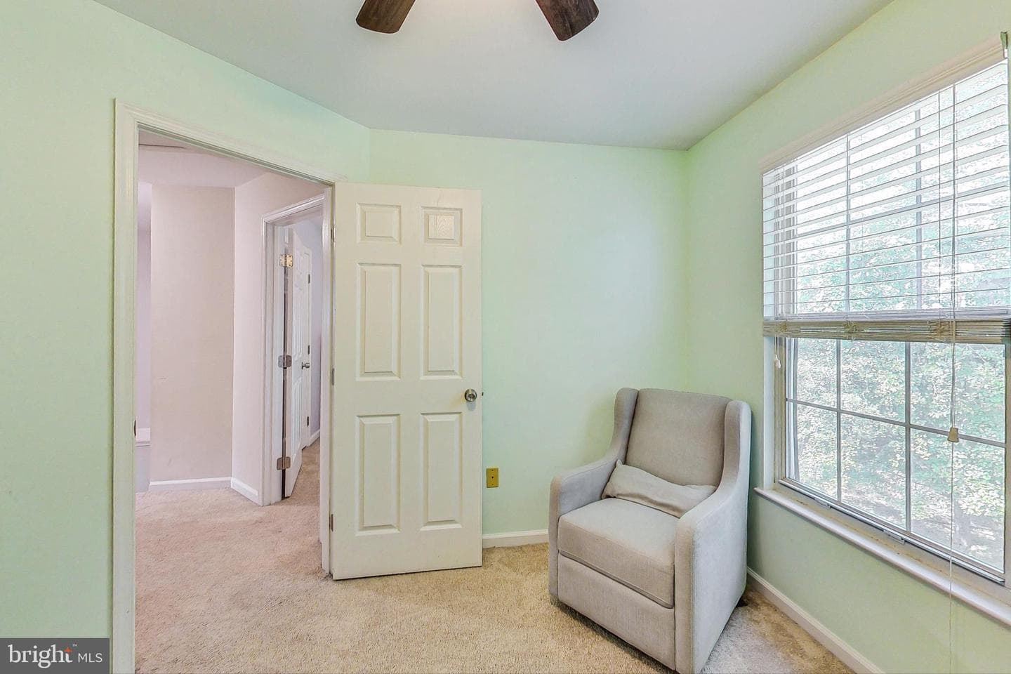 18605 Clovercrest Circle photo 23